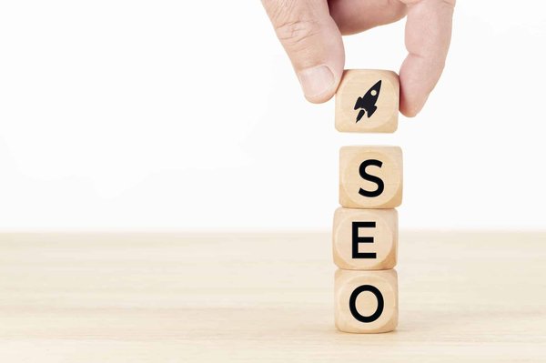 Quelle stratégie de contenu pour le référencement naturel (SEO) d'un site B2B ?